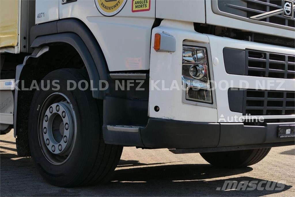 Volvo FM 12.380 6x2 / Curtainsider Truck / Lift & Steeri Camión con caja abierta