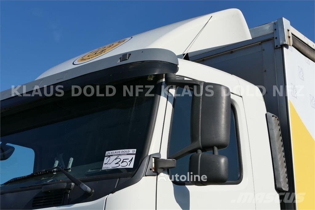 Volvo FM 12.380 6x2 / Curtainsider Truck / Lift & Steeri Camión con caja abierta