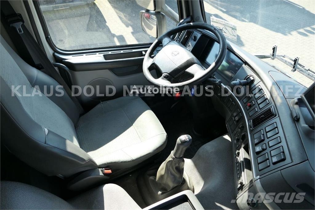 Volvo FM 12.380 6x2 / Curtainsider Truck / Lift & Steeri Camión con caja abierta