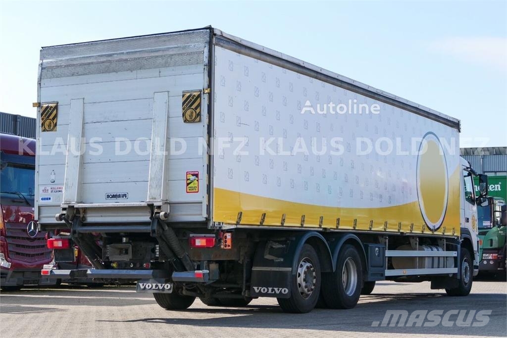 Volvo FM 12.380 6x2 / Curtainsider Truck / Lift & Steeri Camión con caja abierta