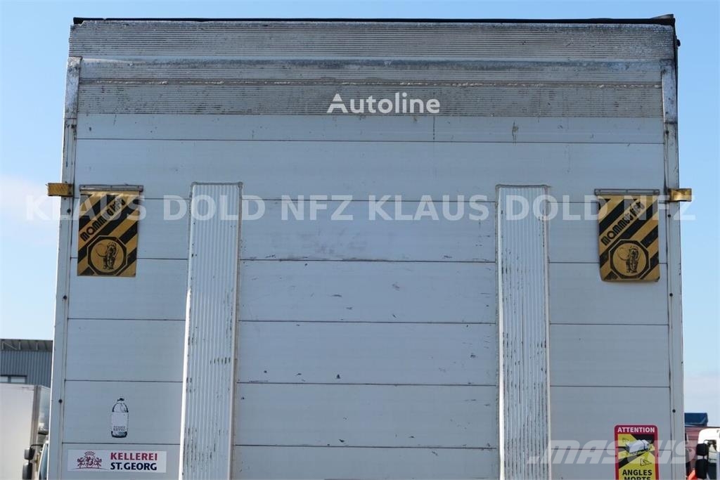 Volvo FM 12.380 6x2 / Curtainsider Truck / Lift & Steeri Camión con caja abierta