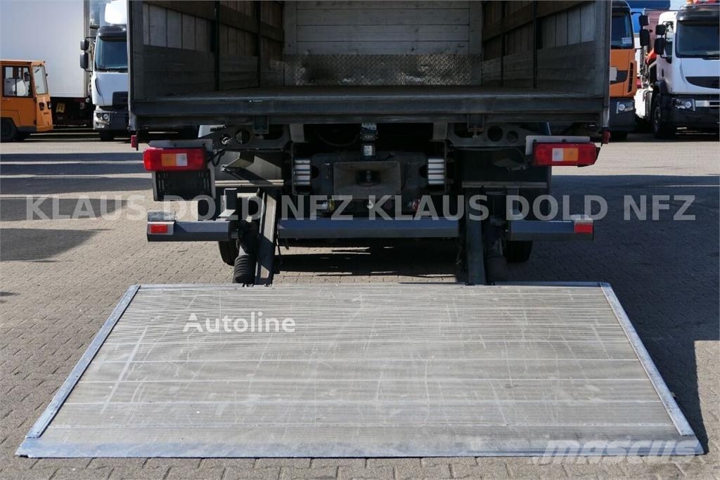 Volvo FM 12.380 6x2 / Curtainsider Truck / Lift & Steeri Camión con caja abierta