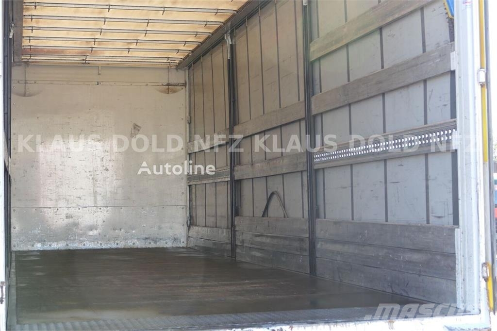 Volvo FM 300 Curtainsider Truck / Edscha Roof / Tail Lif Camión con caja abierta