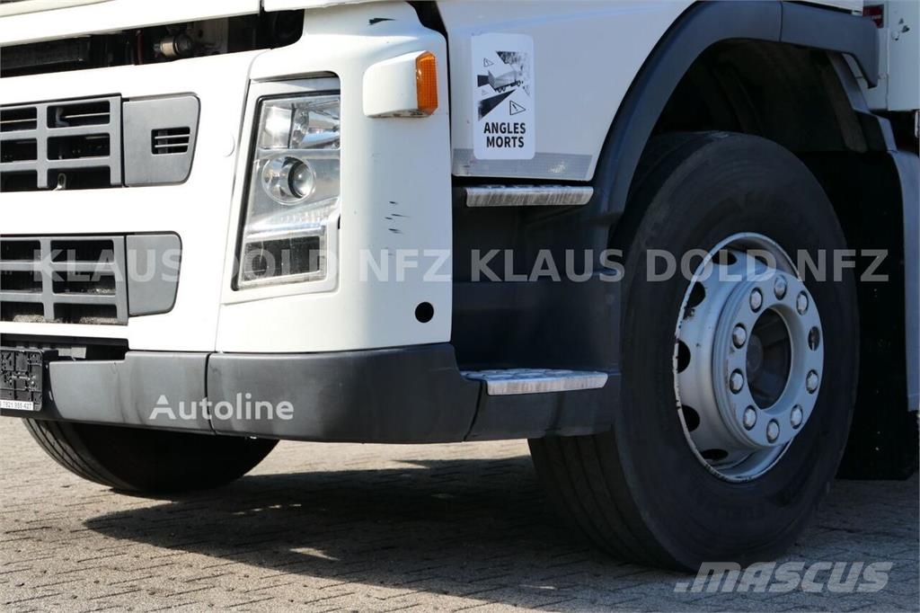 Volvo FM 300 Curtainsider Truck / Edscha Roof / Tail Lif Camión con caja abierta
