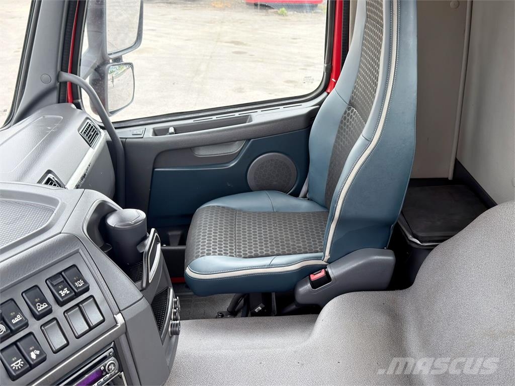 Volvo FM 420 Camiones de cama baja