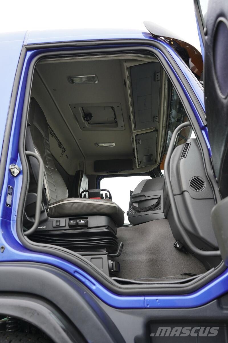 Volvo FM / 420 / 6 X 2 / SKRZYNIOWY + HDS / PALFINGER PK Camiones de cama baja