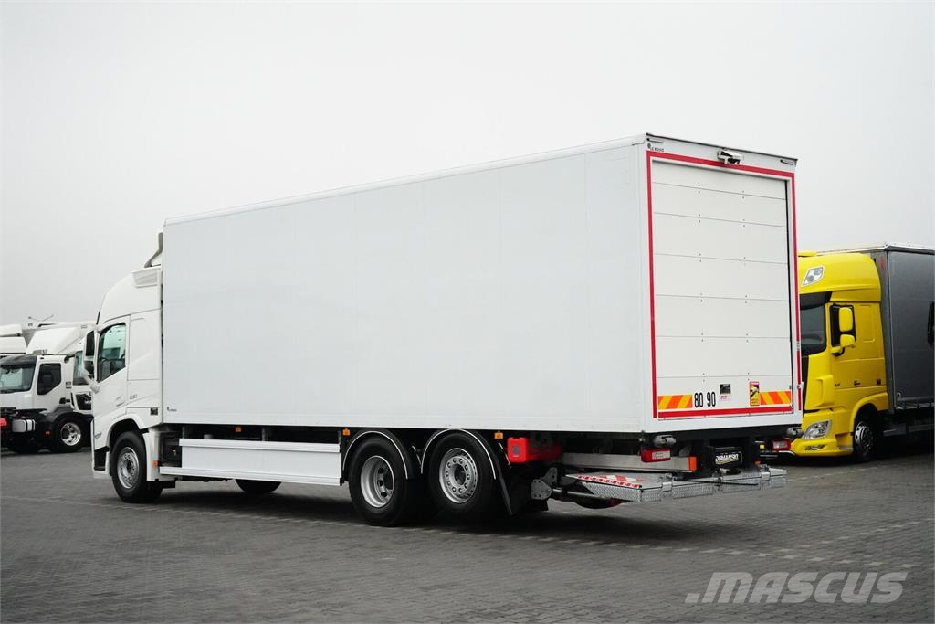 Volvo FM / 430 / ACC / E 6 / KONTENER + WINDA / 21 PALET Sanduk kamioni