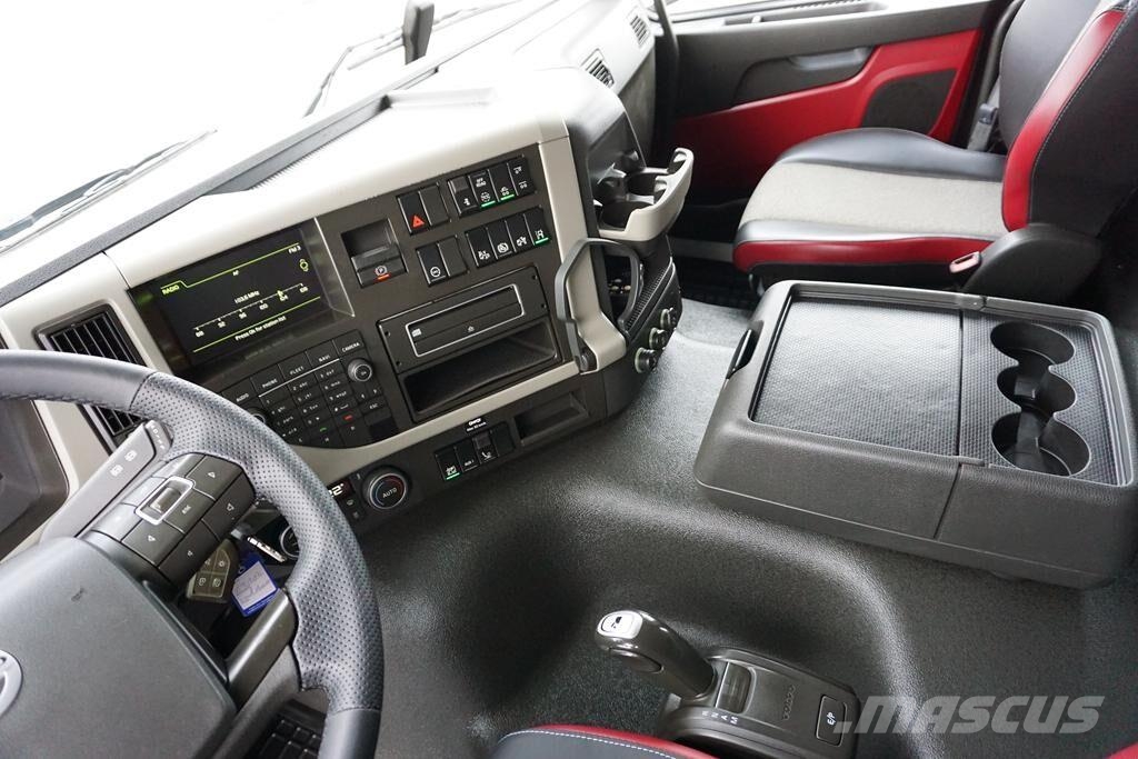 Volvo FM / 460 / E 6 / IZOTERMA + WINDA / 22 PALETY / DŁ Isotermos y frigoríficos