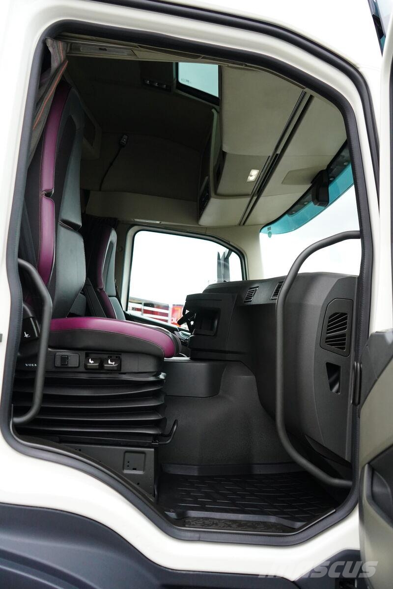 Volvo FM / 460 / E 6 / ACC / PEŁNY ADR / LEKKI / 6640 KG Tractor Units