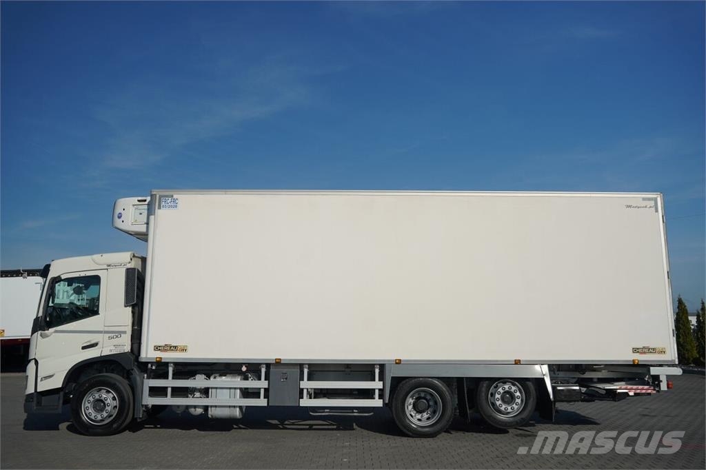 Volvo FM 500 / CHŁODNIA / 6X2 / CHERAU / 8,5 M / CARRIER Camion frigorifique