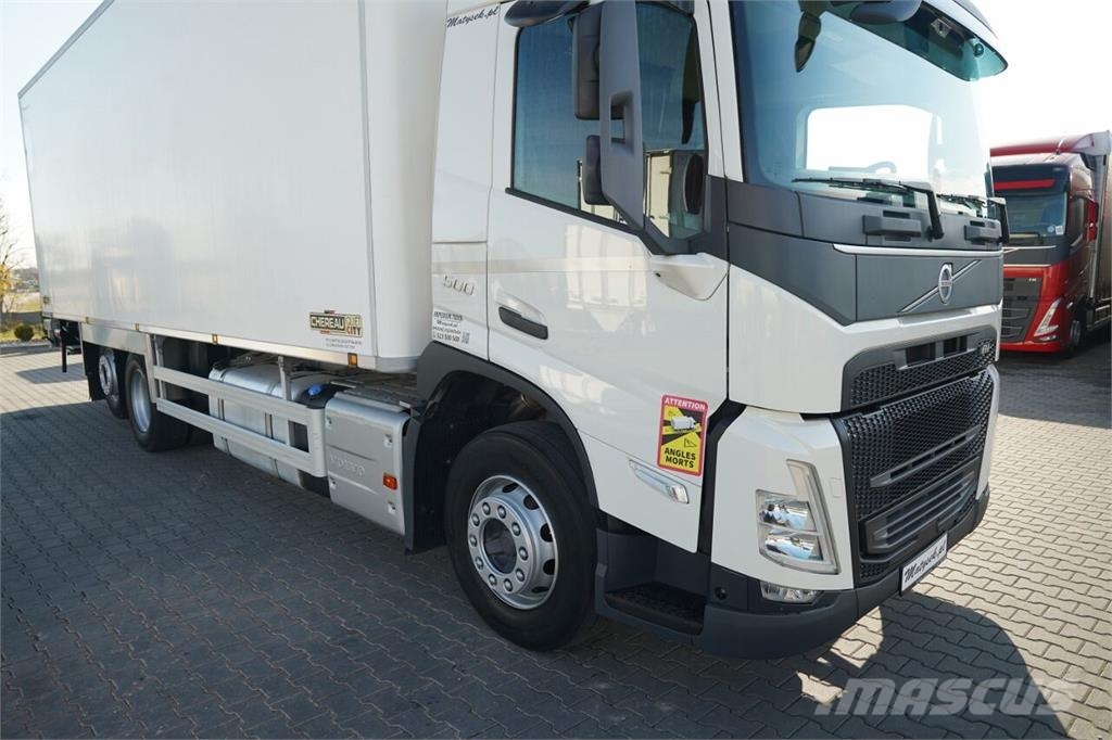 Volvo FM 500 / CHŁODNIA / 6X2 / CHERAU / 8,5 M / CARRIER Camion frigorifique