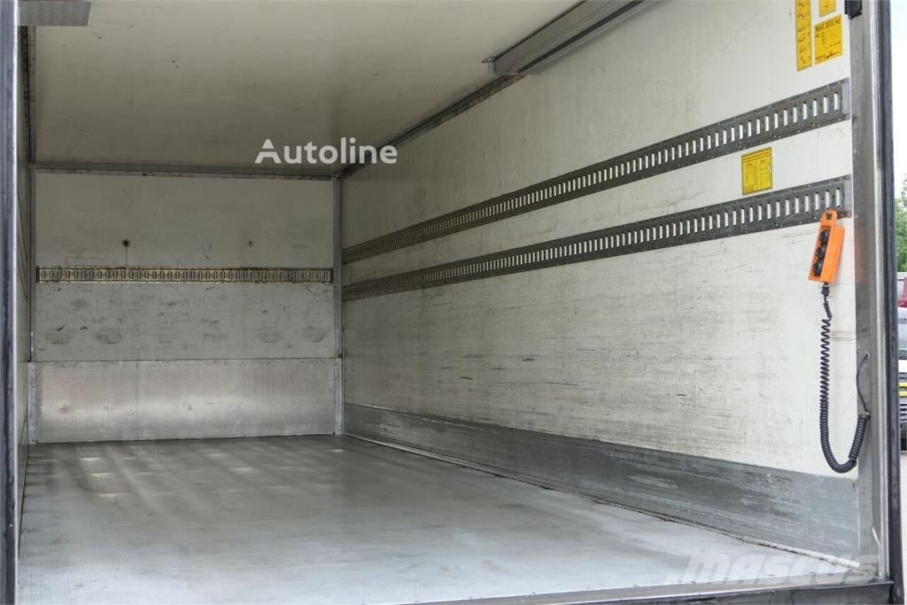 Volvo FM9-260 Box Truck / Leaf-Air Suspension / Analogue Chasis y suspención