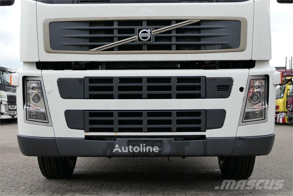 Volvo FM9-260 Box Truck / Leaf-Air Suspension / Analogue Chasis y suspención