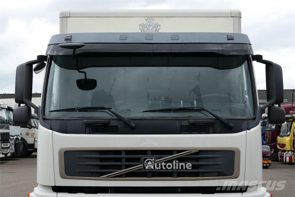 Volvo FM9-260 Box Truck / Leaf-Air Suspension / Analogue Chasis y suspención