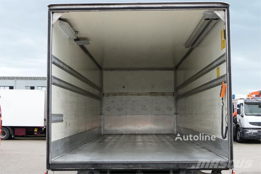 Volvo FM9-260 Box Truck / Leaf-Air Suspension / Analogue Chasis y suspención