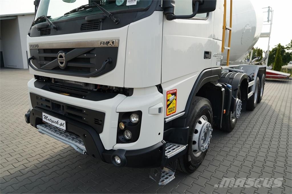 Volvo FMX 410 / 8x4 / GRUSZKA / BETONOMIESZARKA / LIEBHE Camiones de concreto