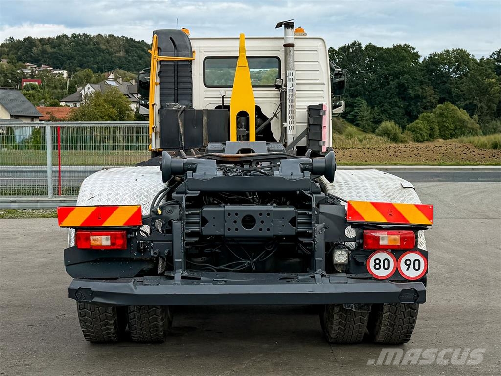 Volvo FMX 450 Hook lift trucks