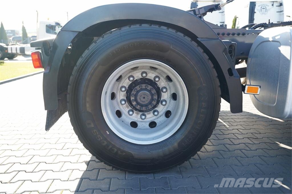 Volvo FMX 450 / HYDRAULIKA / I- SHIFT / EURO 5 Nyergesvontatók