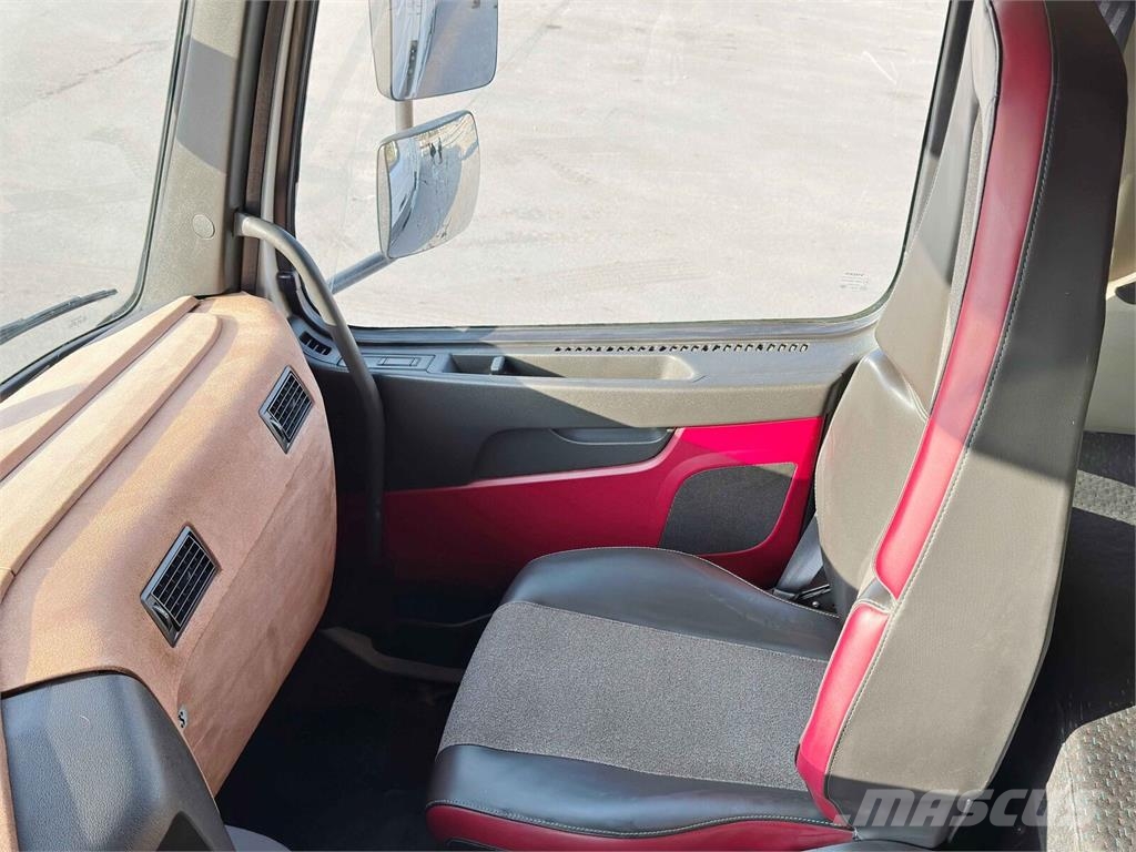 Volvo FMX 460 HIAB X - HIPRO 302 EP - 5 + FUNK/ 8x4 Camiones de cama baja