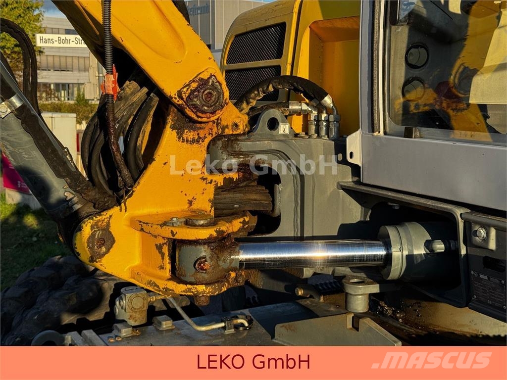 Wacker Neuson EW100 Mit Drei Löfffeln Mobilbagger