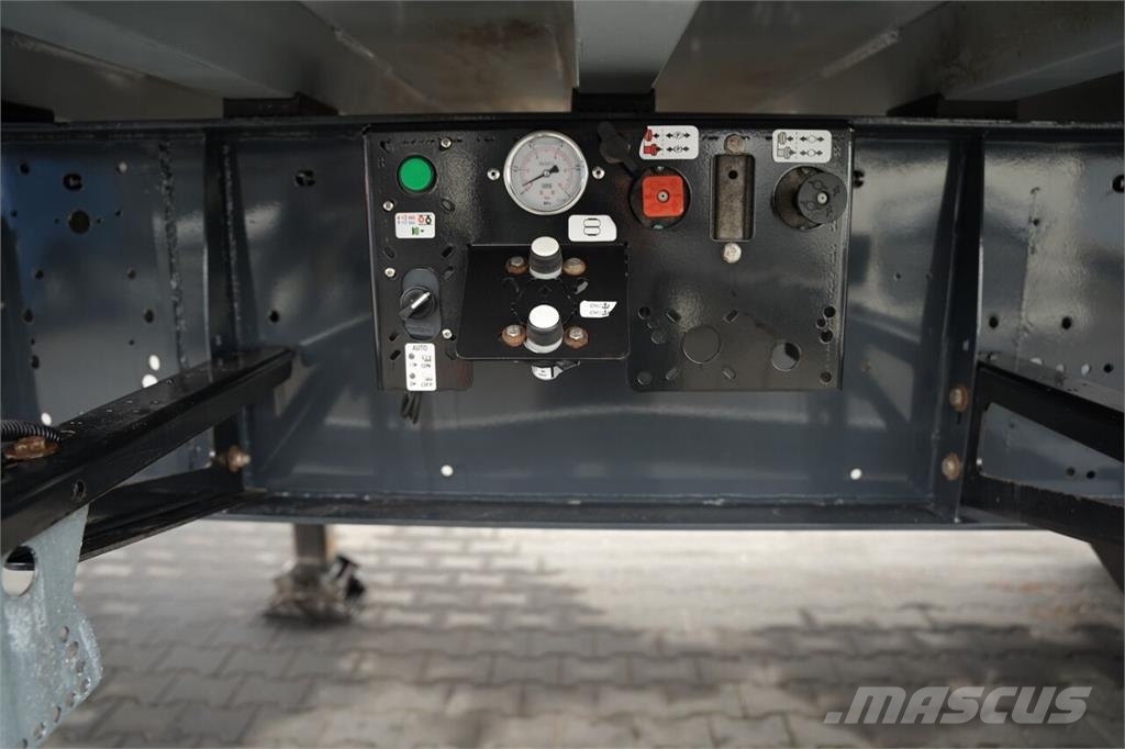 Wielton / WYWROTKA - 46 m3 / ALUMINIOWA / KLAPO - DRZWI / Semi-trailer med tip