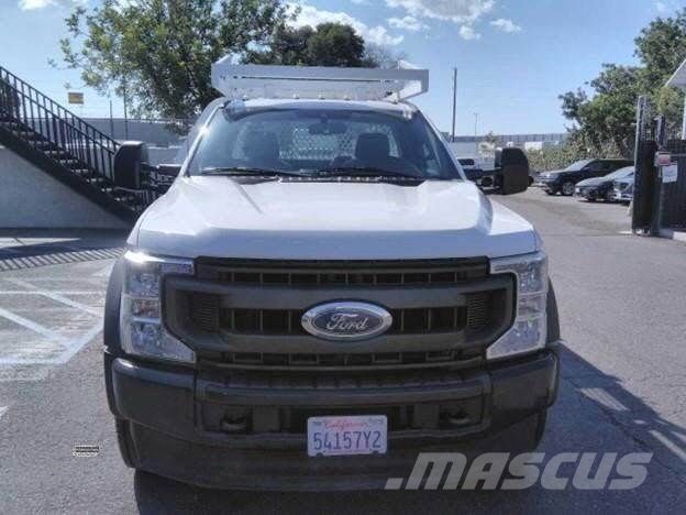 Ford F550 CONTRACTOR Skříňová nástavba