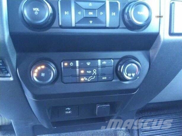 Ford F550 UTILITY BO Skříňová nástavba