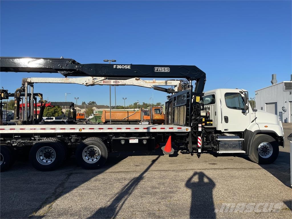 Freightliner 114SD 기타 트럭
