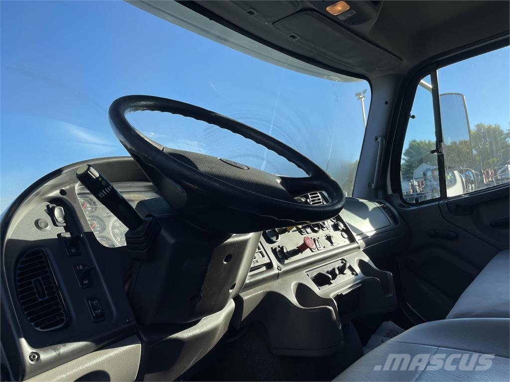 Freightliner 114SD 기타 트럭