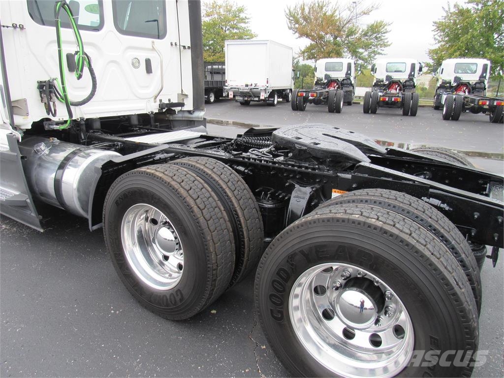 Freightliner Cascadia Day Cab Trekkvogner