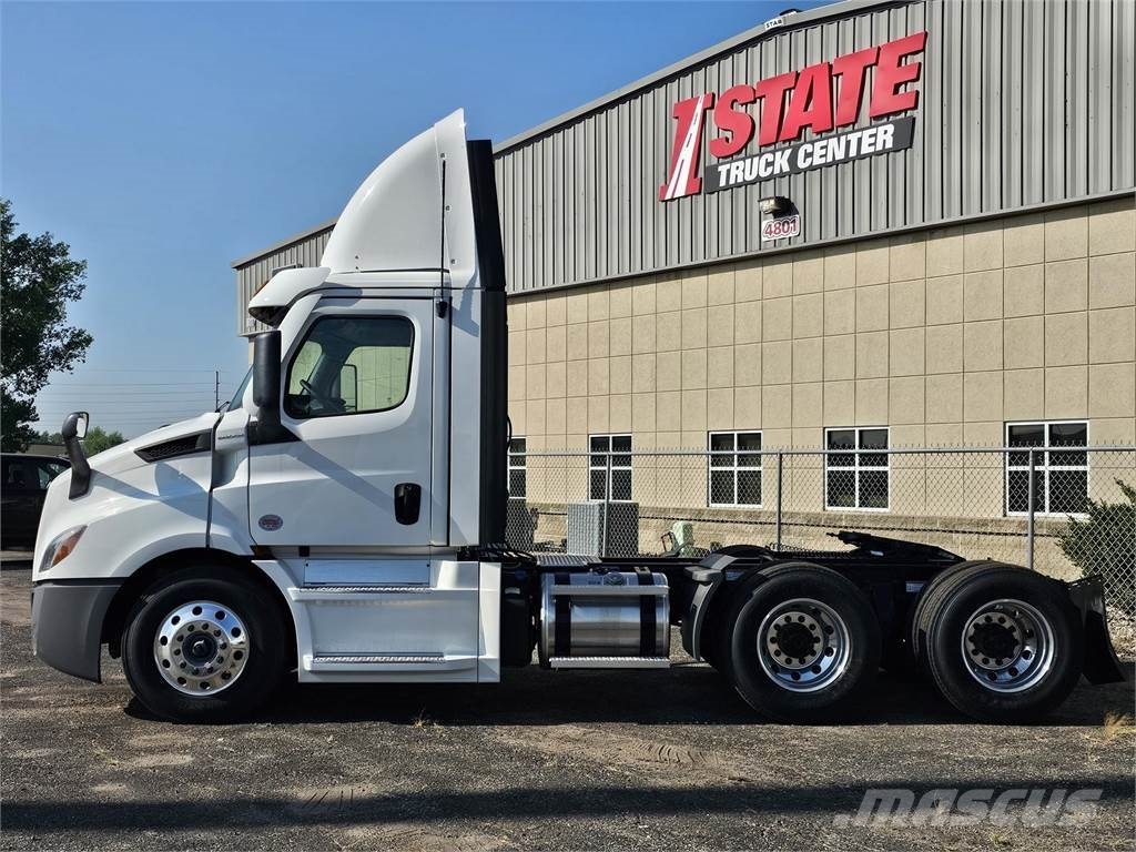 Freightliner PE116DC Dragbilar