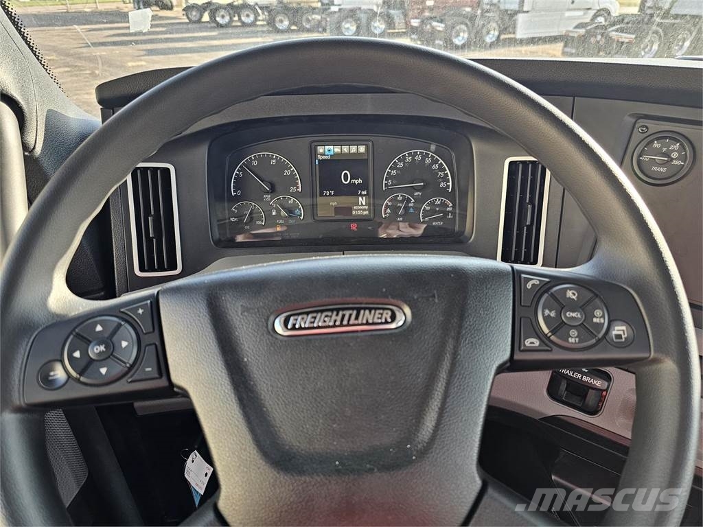 Freightliner PE116DC Седельные тягачи