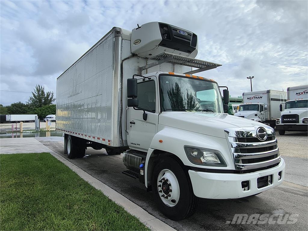 Hino 268A 탑차 트럭