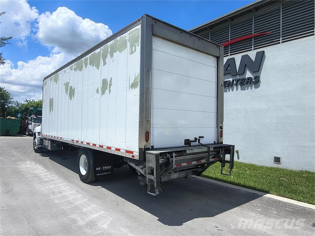 Hino 338 Camiones con caja de remolque