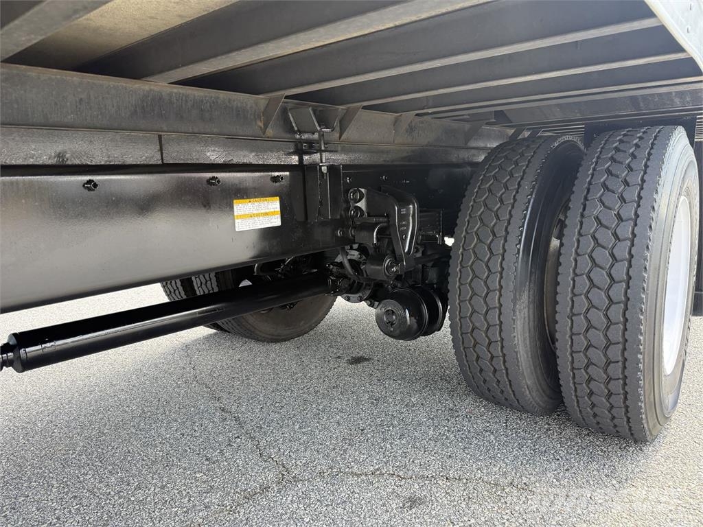 Hino L6 Bakwagens met gesloten opbouw