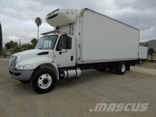 International 4300 24' REF CL Camiones caja cerrada