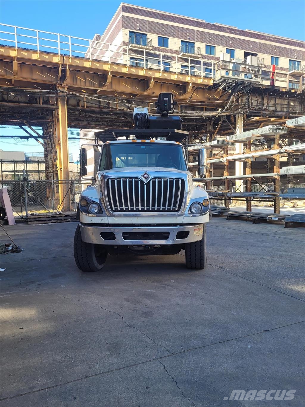 International 7600 Други