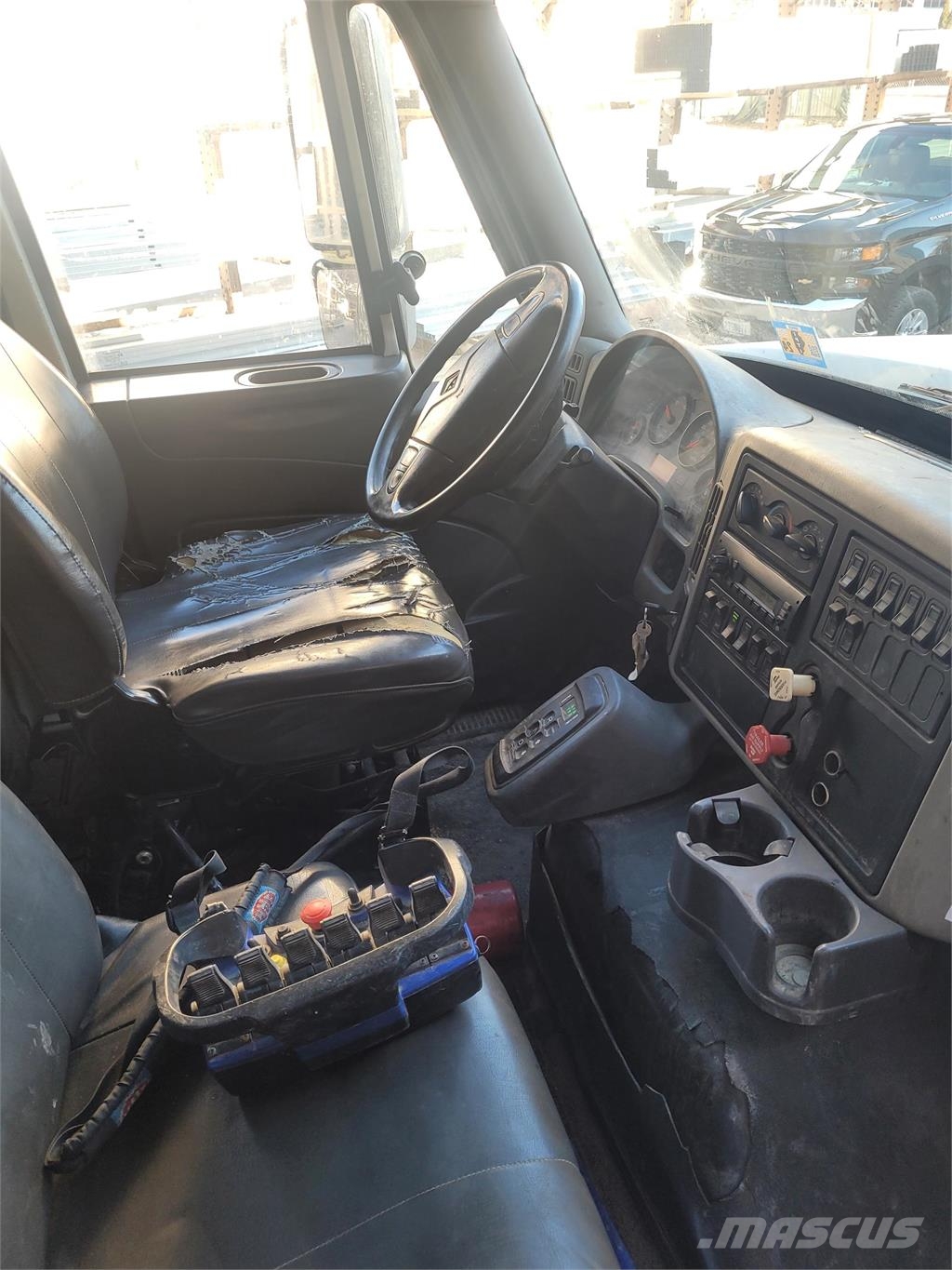 International 7600 Други