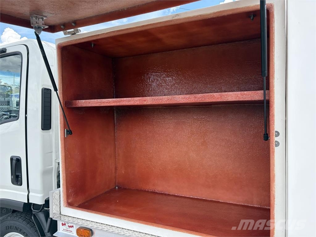 Isuzu NPR-1F104 Autotractoare