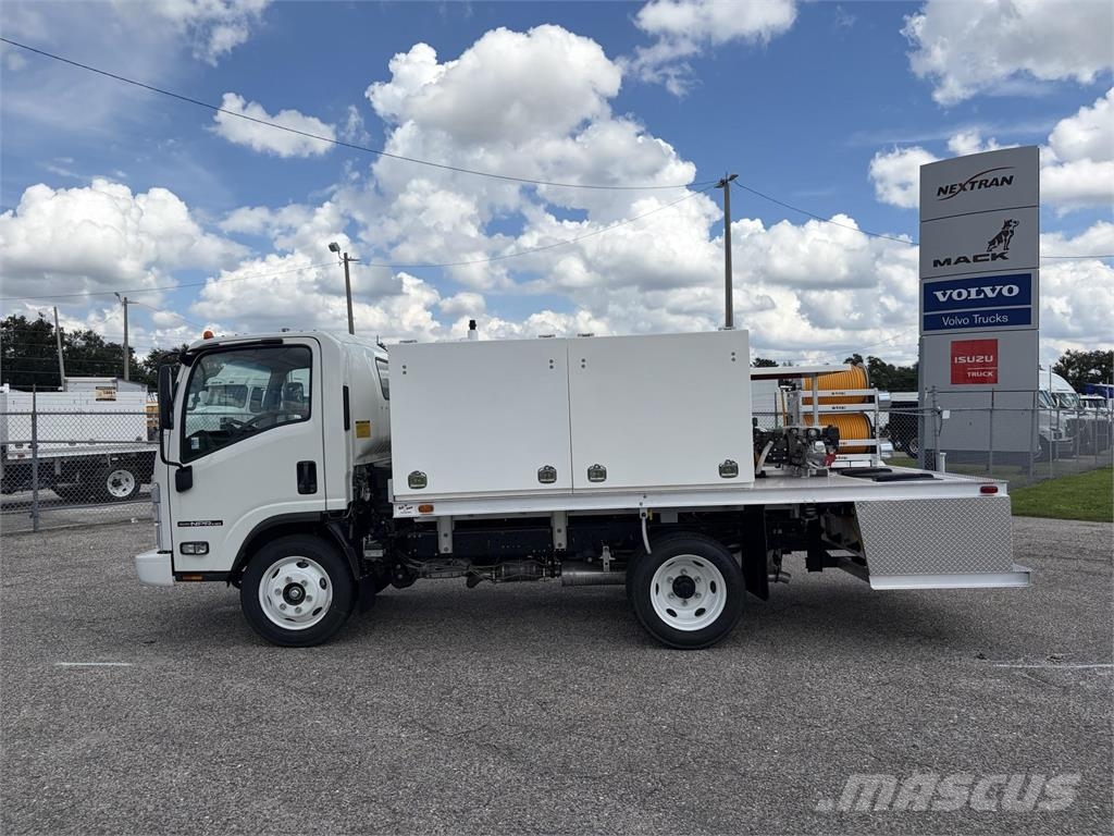 Isuzu NPR-1F104 Autotractoare