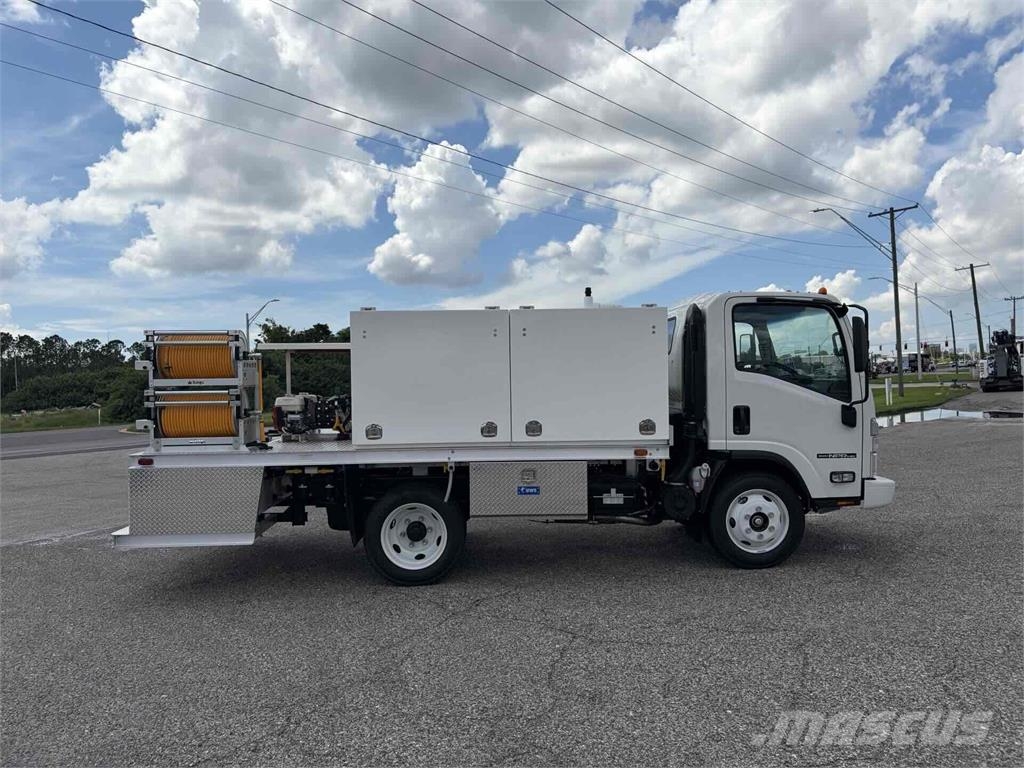 Isuzu NPR-1F104 Autotractoare