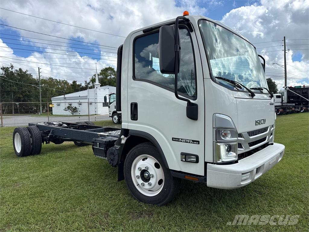 Isuzu NPR-1F404 Шасси с кабиной