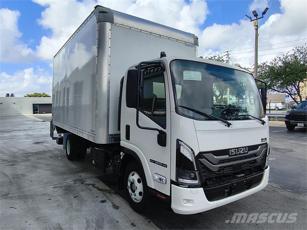 Isuzu NPR-3F324 Bakwagens met gesloten opbouw