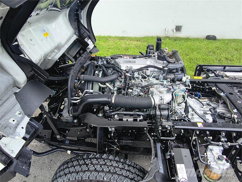 Isuzu NPR-3F354 Kamioni-šasije