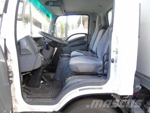 Isuzu NRR 20' REEFER Грузовики-Фургоны