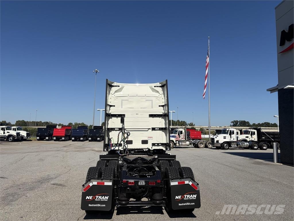Mack AN64T وحدات الجر