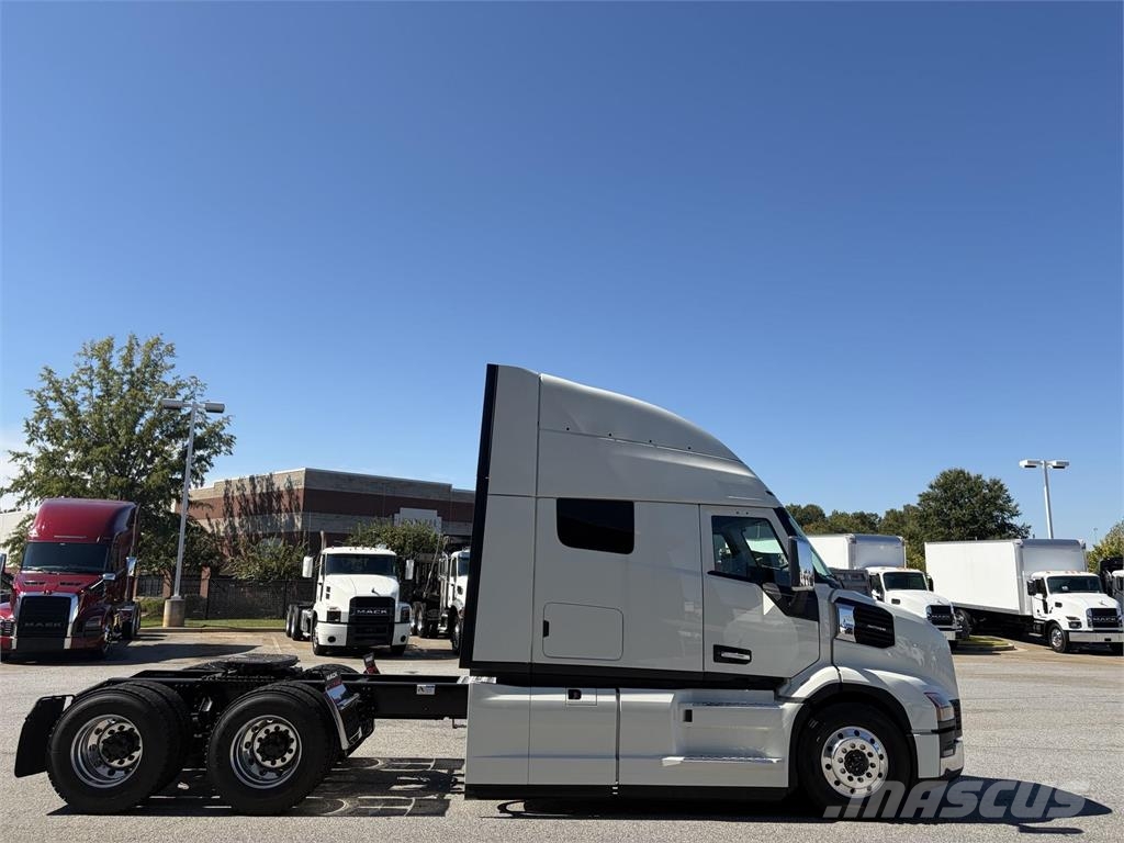 Mack AN64T وحدات الجر