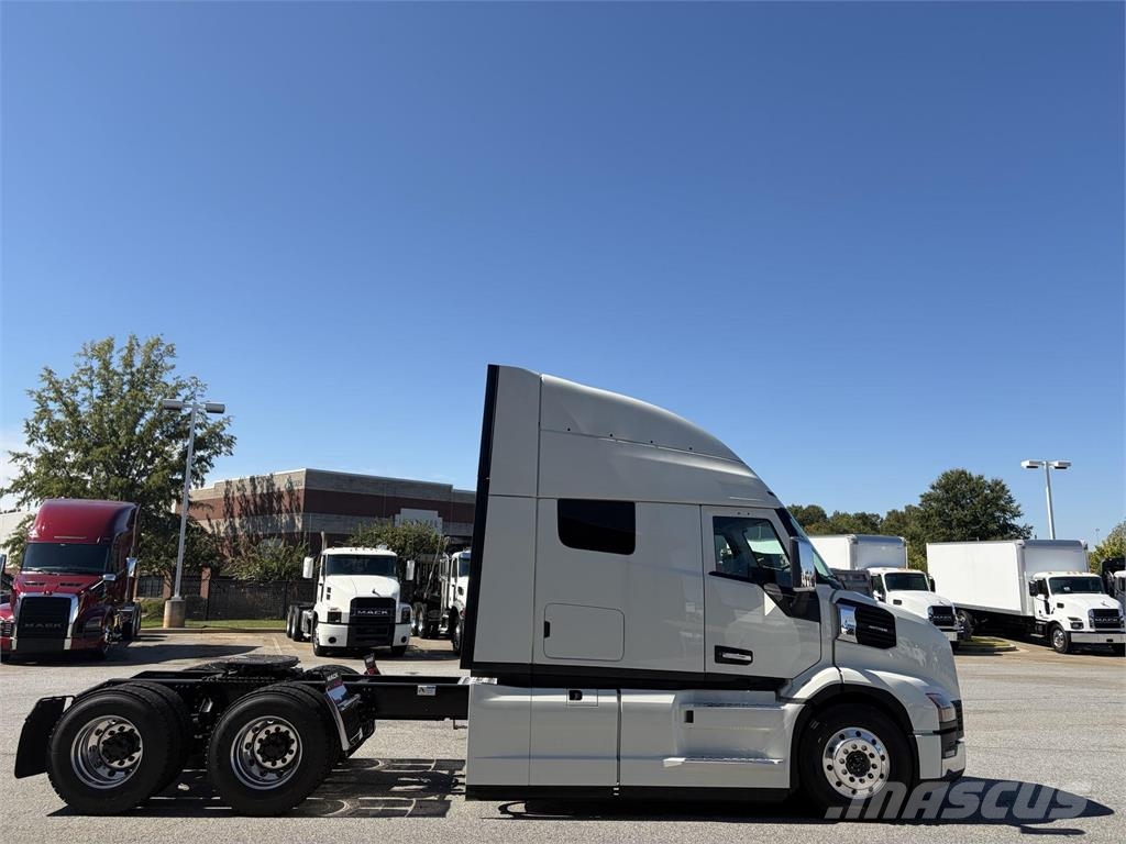 Mack AN64T وحدات الجر