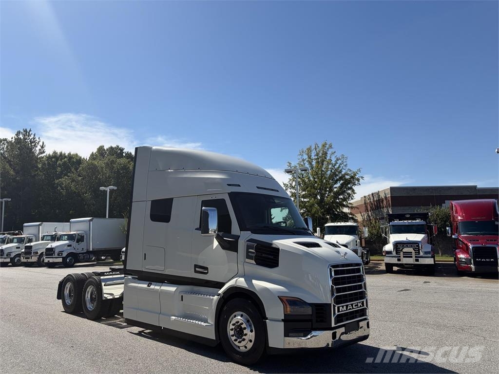Mack AN64T وحدات الجر