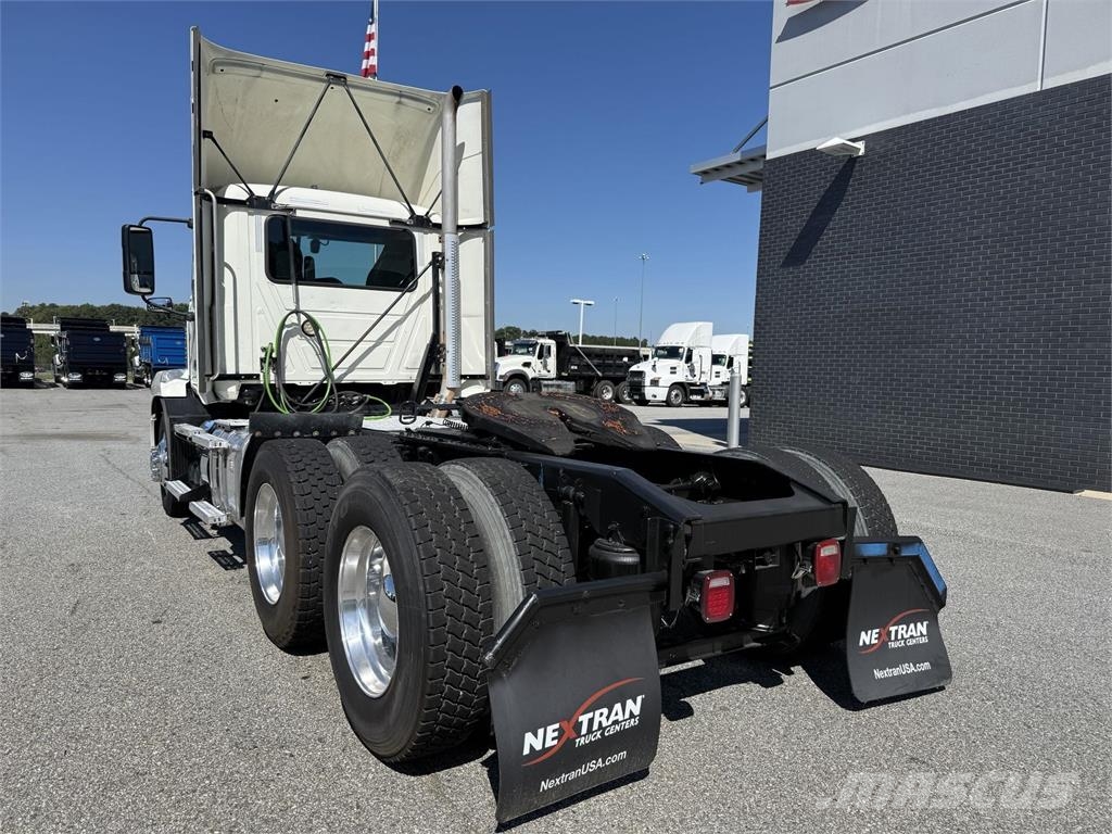 Mack AN64T وحدات الجر